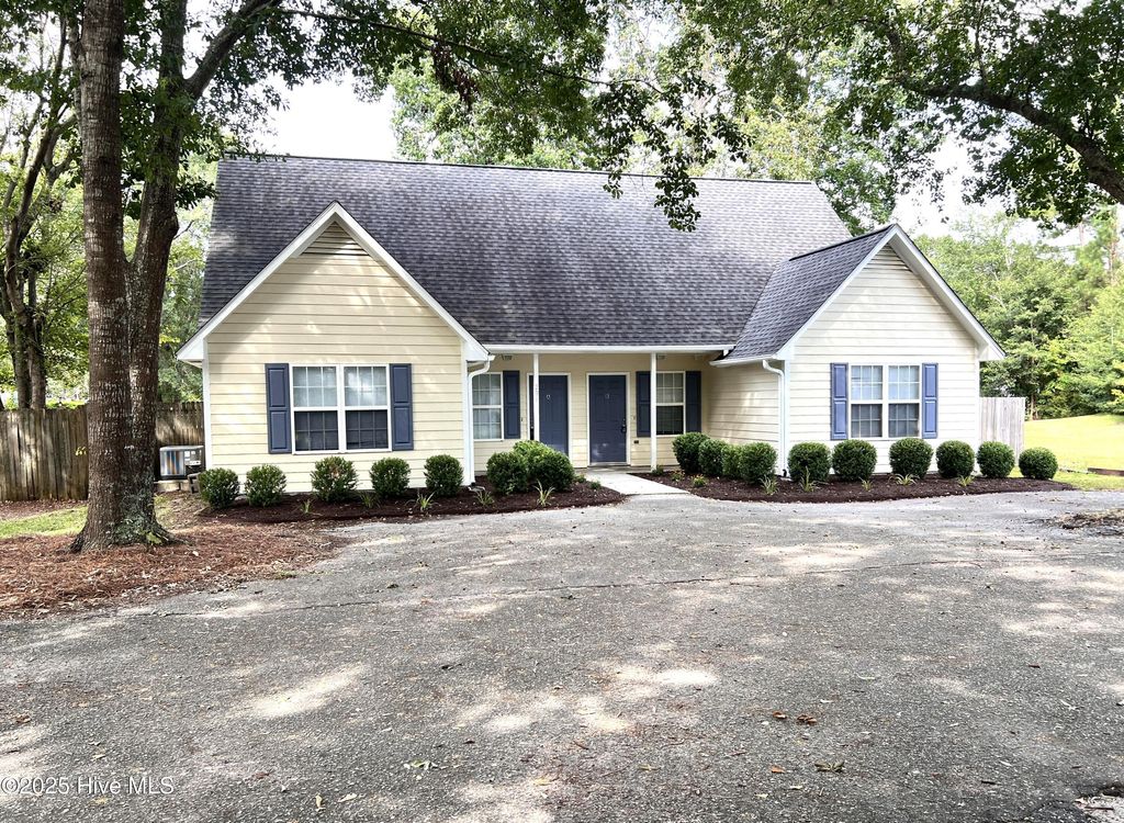 Photo of 208 Country Haven Drive #Unit B, Wilmington, NC 28411 (MLS # 100529304)