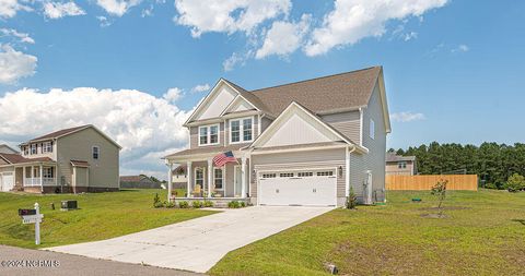 A home in Hubert