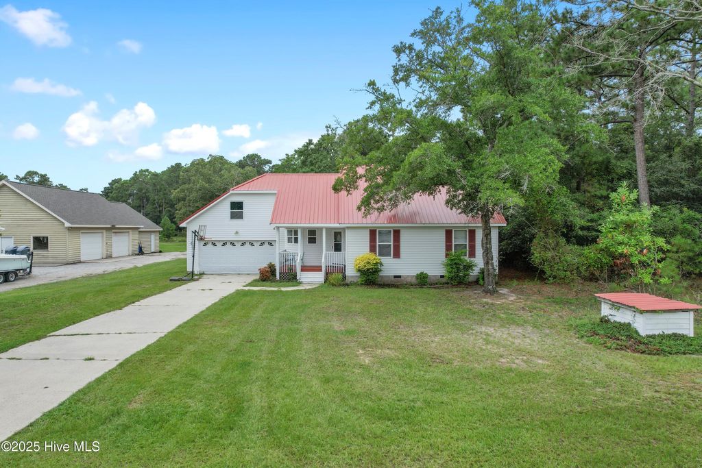 Photo of 2750 Sunrise Street SW, Supply, NC 28462 (MLS # 100523926)