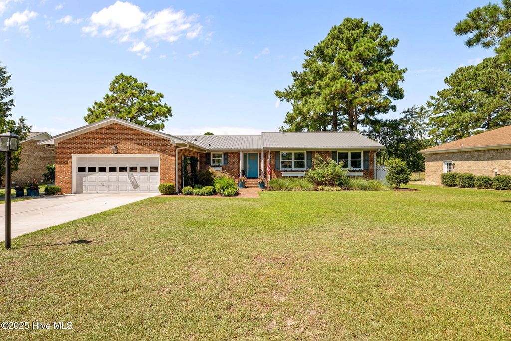 Photo of 1105 Caracara Drive, New Bern, NC 28560 (MLS # 100529739)