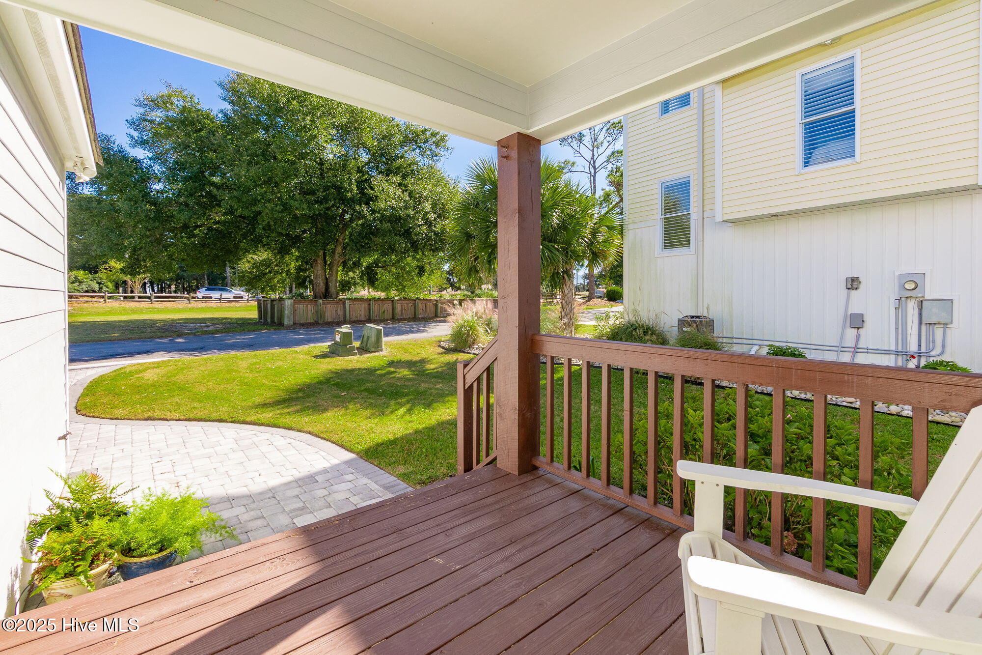 107 Bogue Pines Circle