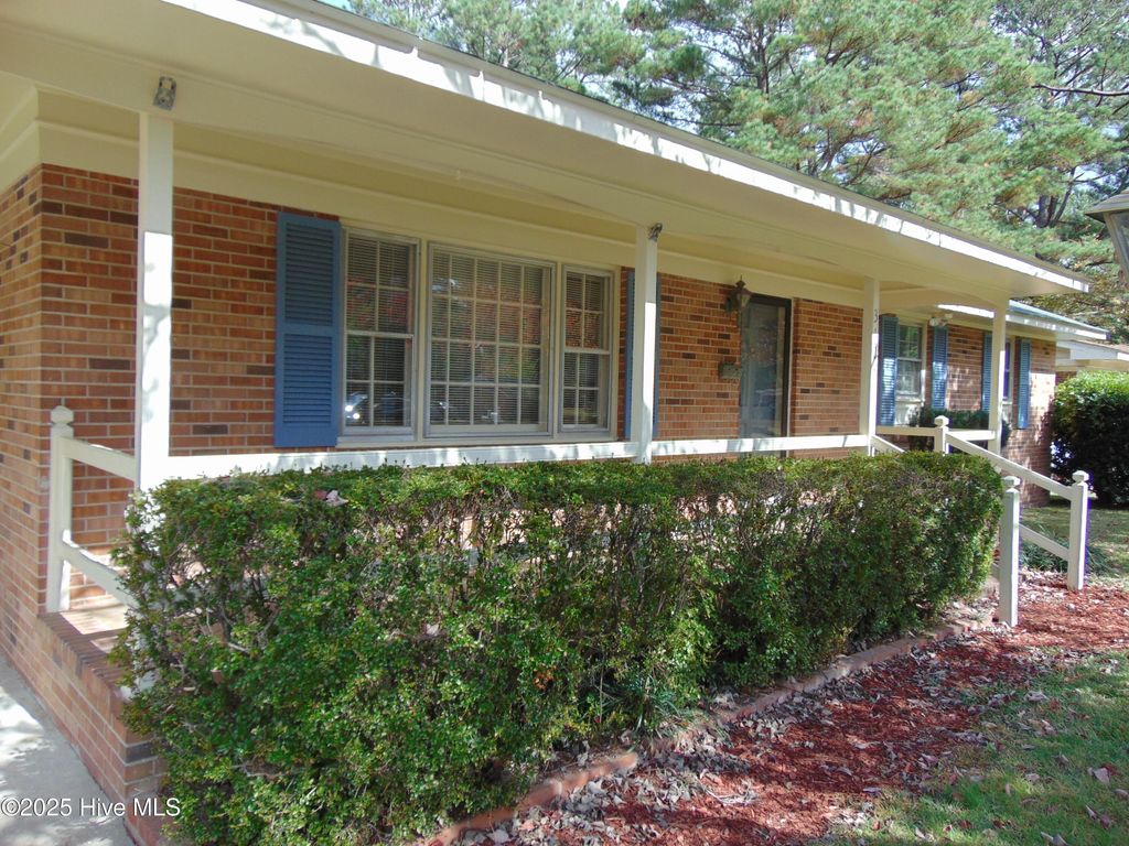 Photo of 3108 Ridgecrest Drive, Rocky Mount, NC 27803 (MLS # 100537115)