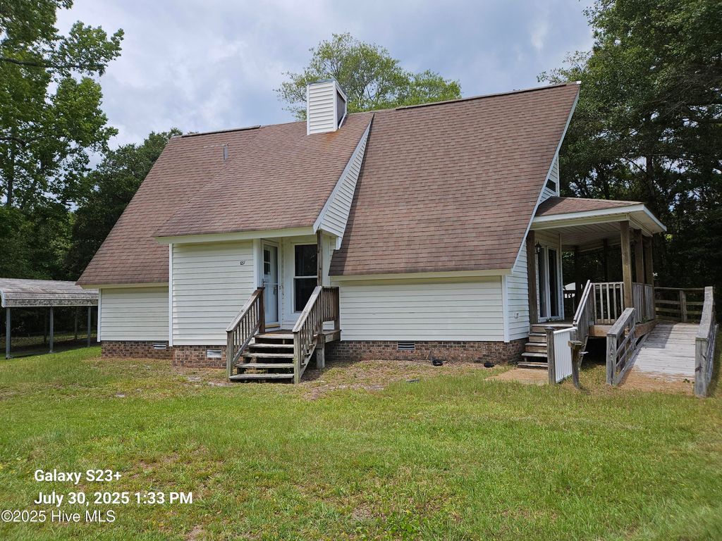 Photo of 650 Queens Creek Road, Hubert, NC 28539 (MLS # 100519913)