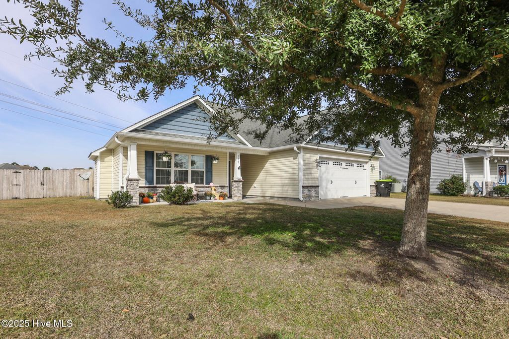 Photo of 102 Nia Court, Jacksonville, NC 28546 (MLS # 100542183)