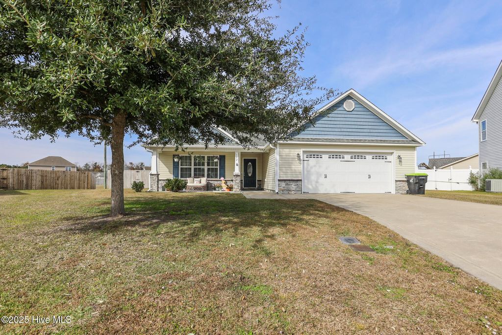 Photo of 102 Nia Court, Jacksonville, NC 28546 (MLS # 100542183)