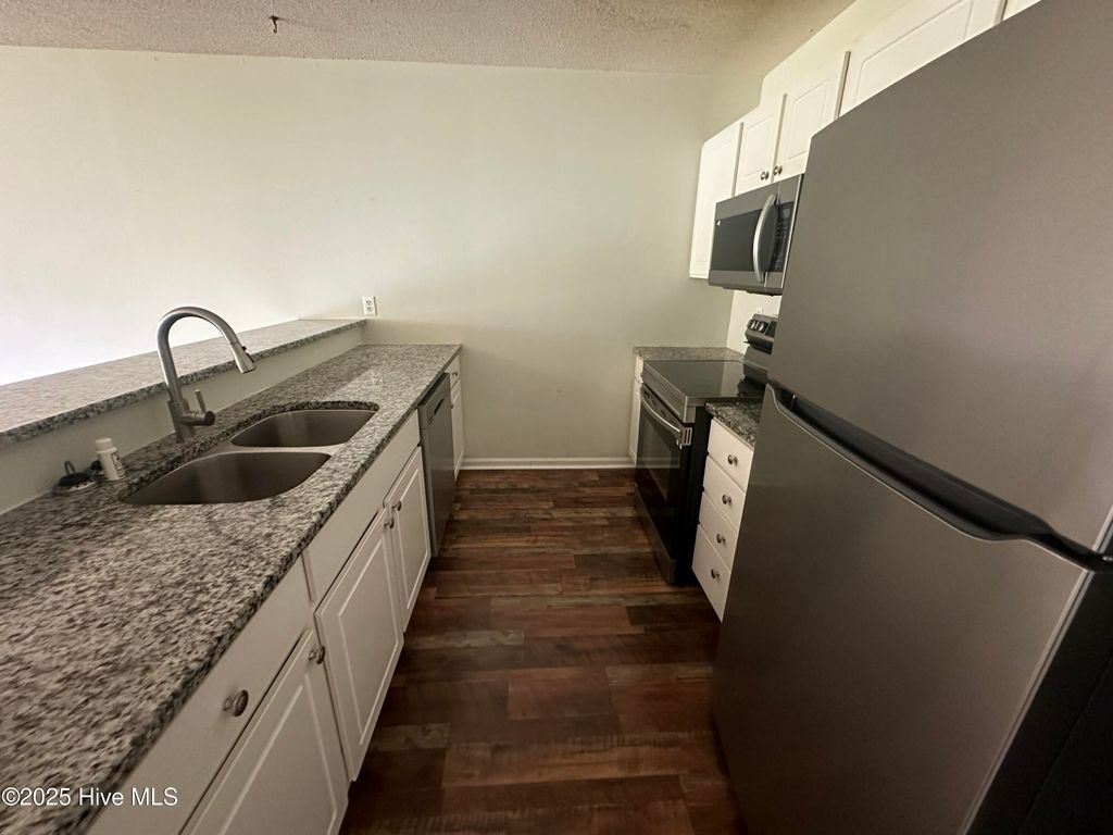 Photo of 2905 Flintridge Drive, Greenville, NC 27834 (MLS # 100527901)