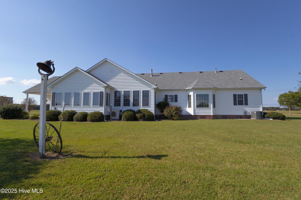 Photo of 2051 Nixonton Road, Elizabeth City, NC 27909 (MLS # 100532943)