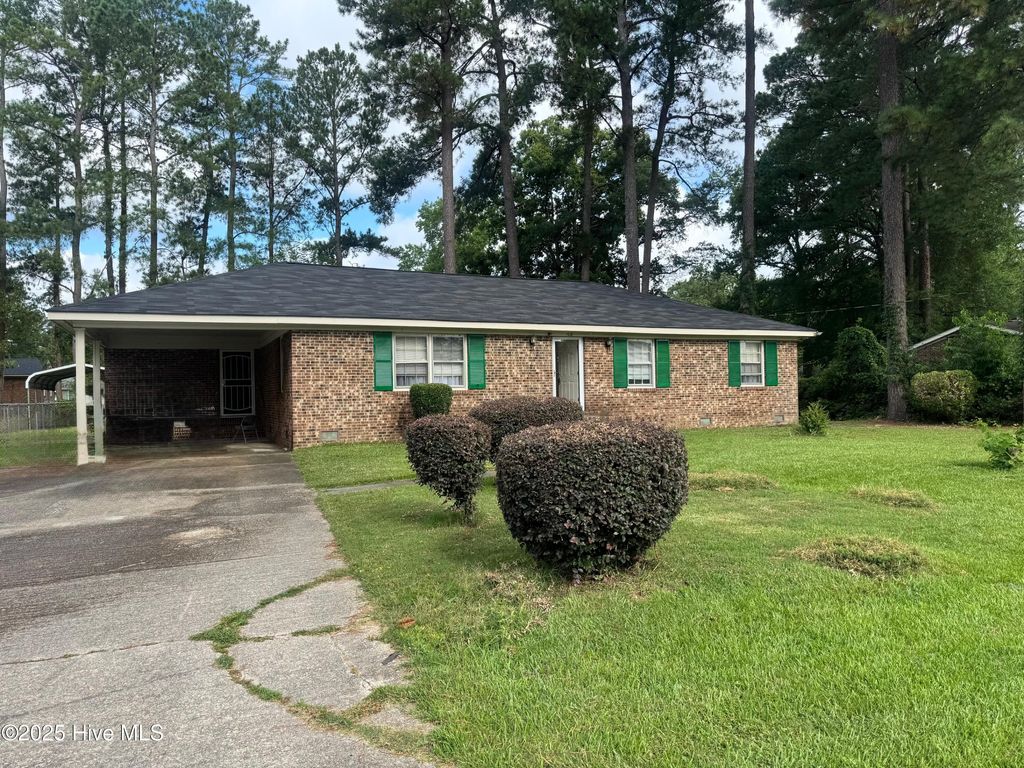 Photo of 108 S Moring Avenue, Rocky Mount, NC 27801 (MLS # 100491355)