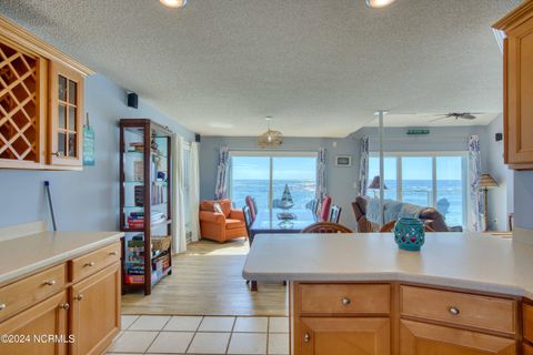 A home in North Topsail Beach