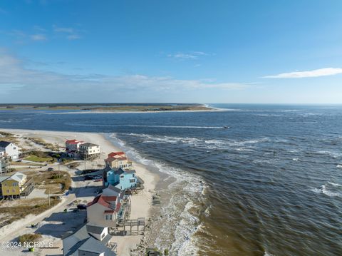 A home in North Topsail Beach