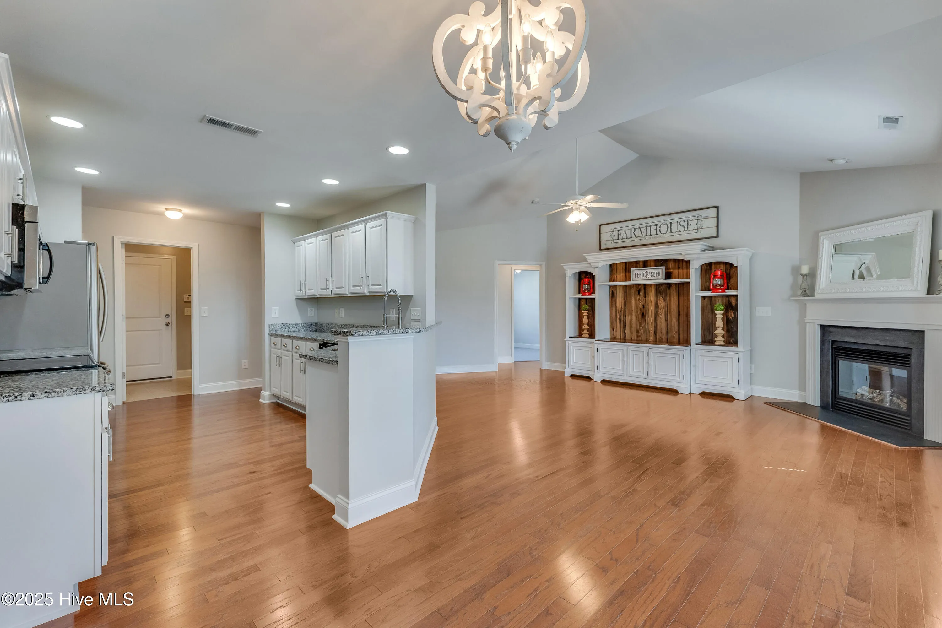 Winnabow, North Carolina 28479, United States, 4 Bedrooms Bedrooms, ,2 BathroomsBathrooms,Residential,Active,215454