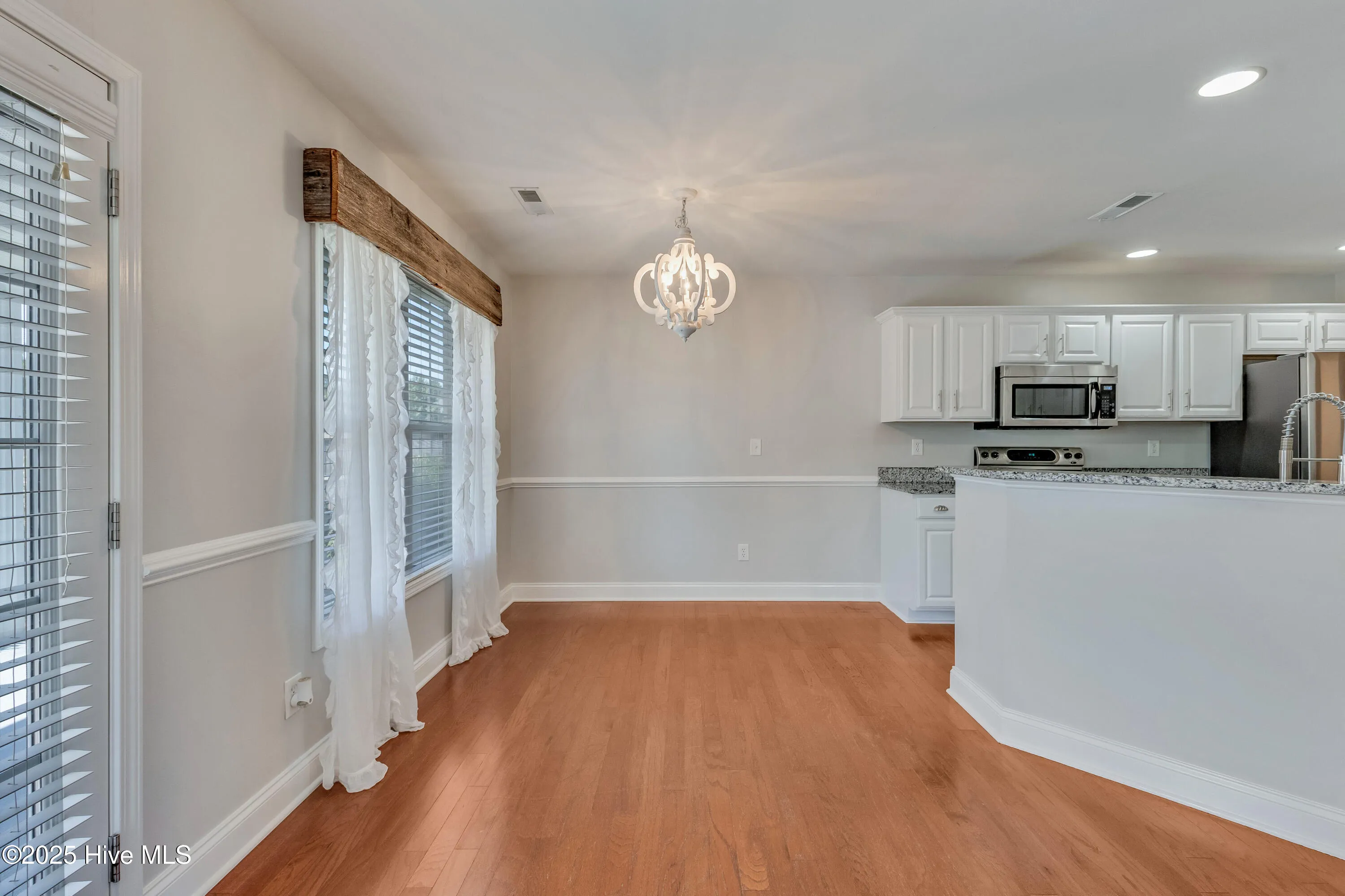 Winnabow, North Carolina 28479, United States, 4 Bedrooms Bedrooms, ,2 BathroomsBathrooms,Residential,Active,215454