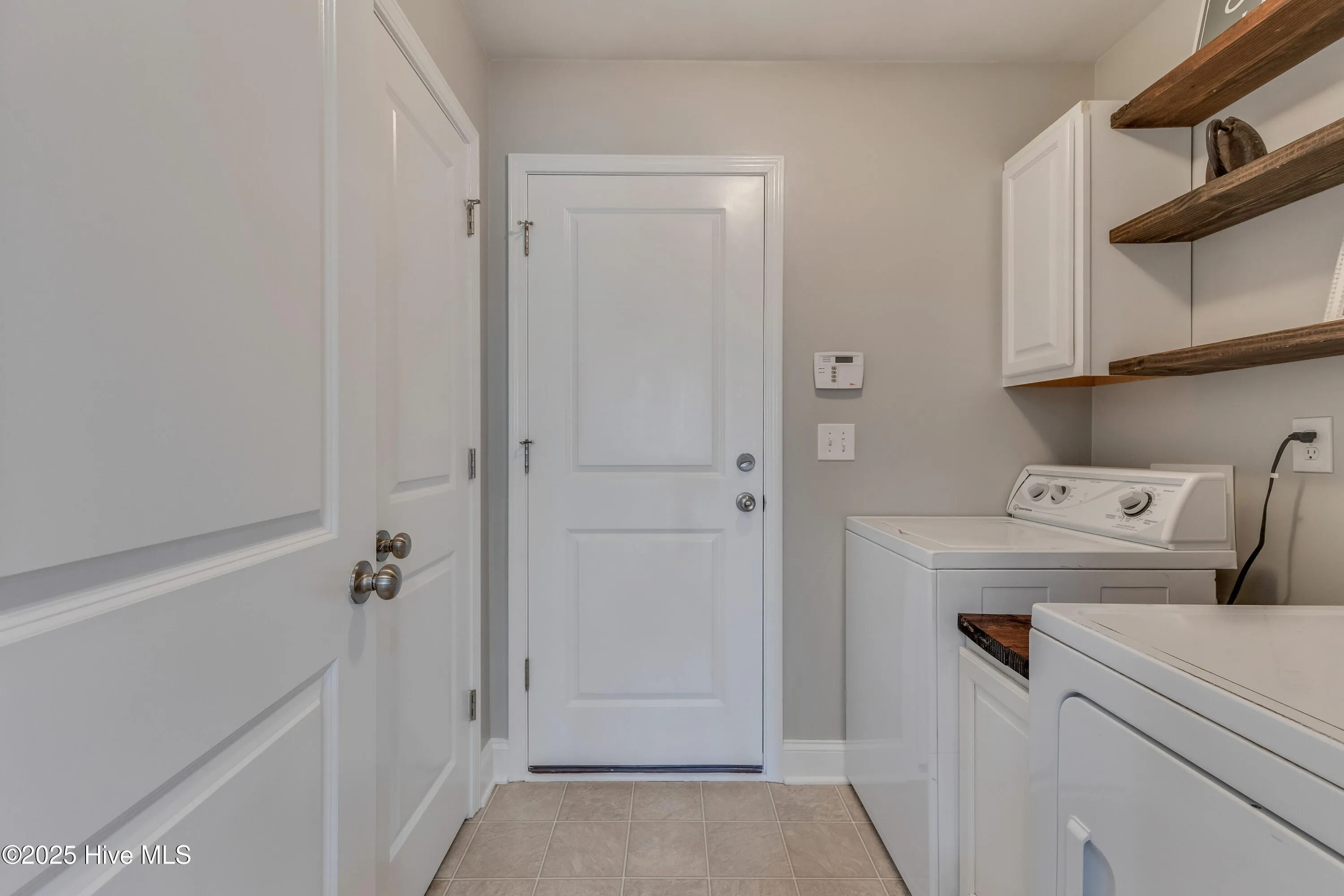 Winnabow, North Carolina 28479, United States, 4 Bedrooms Bedrooms, ,2 BathroomsBathrooms,Residential,Active,215454