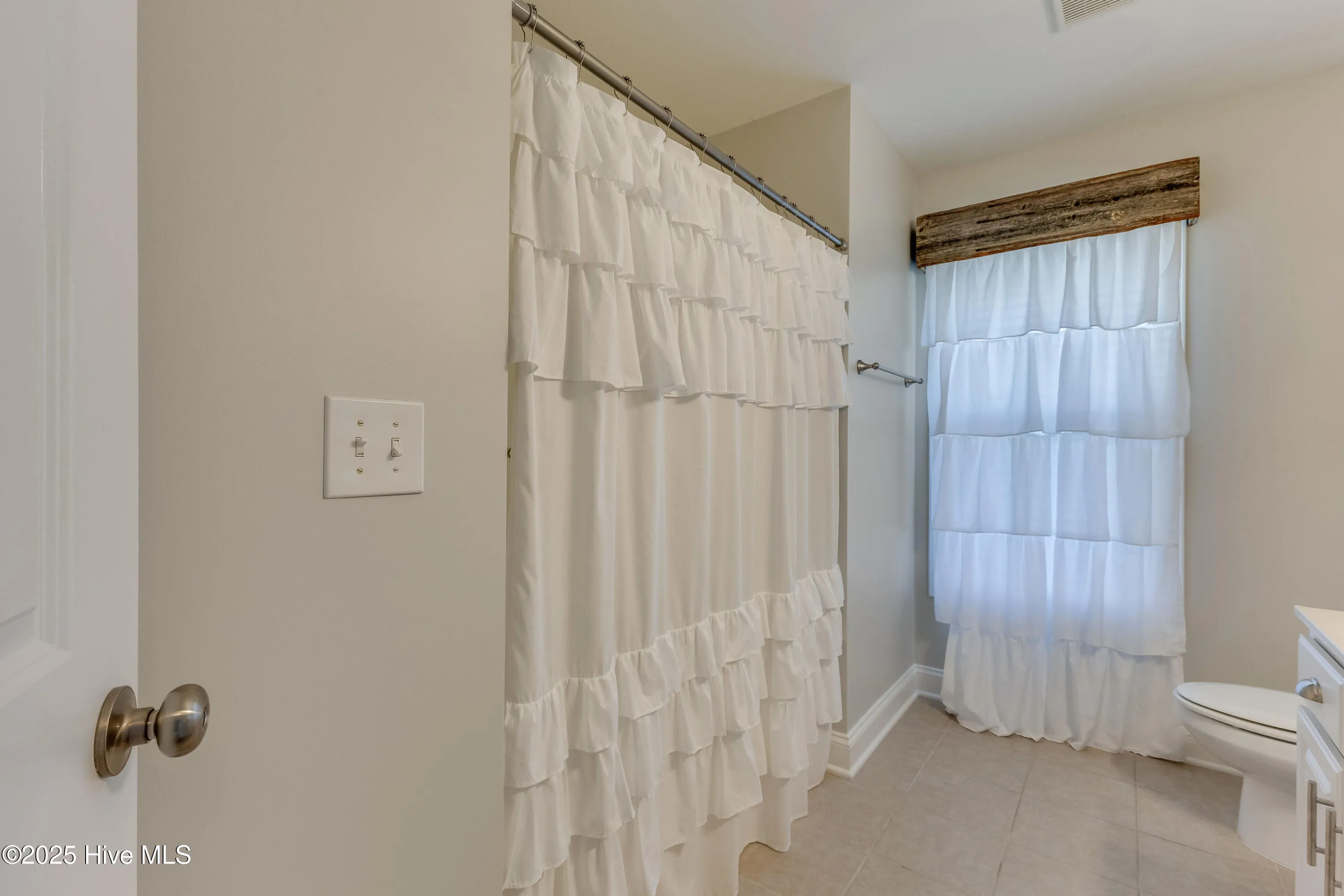 Winnabow, North Carolina 28479, United States, 4 Bedrooms Bedrooms, ,2 BathroomsBathrooms,Residential,Active,215454