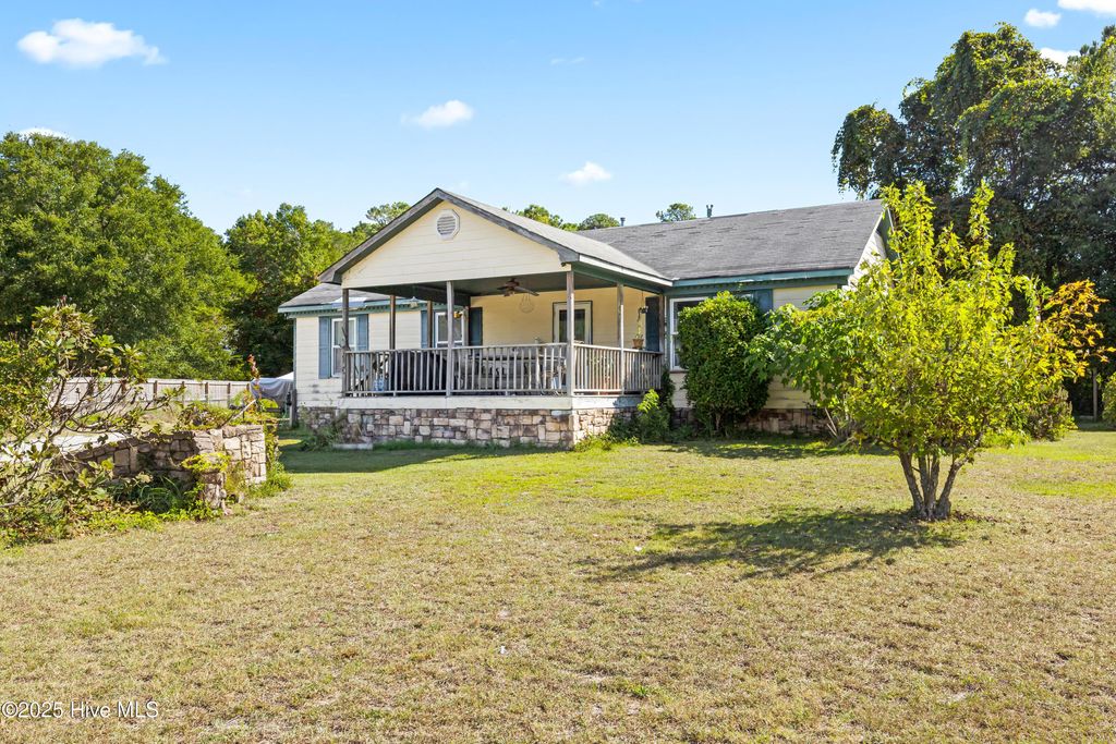 Photo of 232 Cedar Hollow Court, Sneads Ferry, NC 28460 (MLS # 100533889)