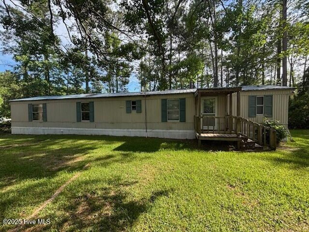 Photo of 212 Whispering Pines Court, Hampstead, NC 28443 (MLS # 100526392)