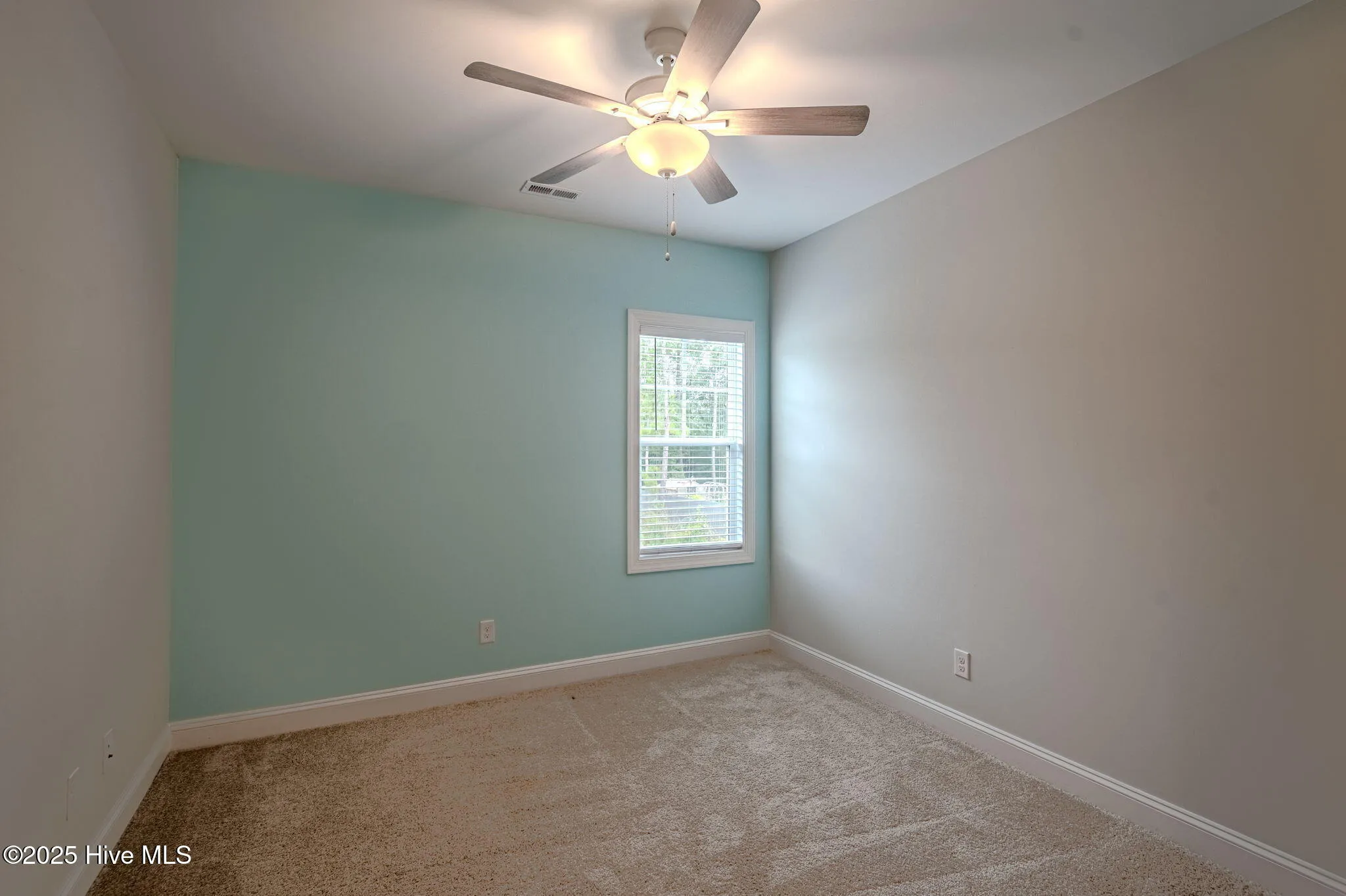 Rocky Point, North Carolina 28457, United States, 4 Bedrooms Bedrooms, ,4 BathroomsBathrooms,Residential,Active,227873