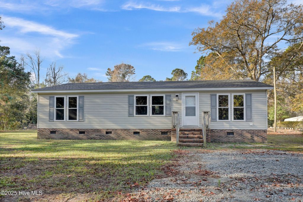 Photo of 270 Williams Store Road, Hampstead, NC 28443 (MLS # 100543413)