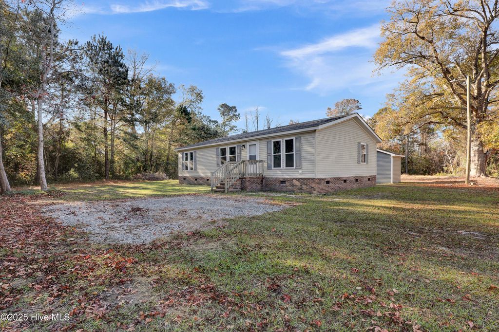 Photo of 270 Williams Store Road, Hampstead, NC 28443 (MLS # 100543413)