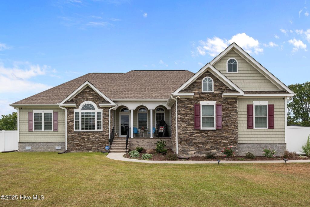 Photo of 2889 Beddard Road, Grimesland, NC 27837 (MLS # 100530250)