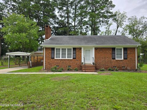 A home in La Grange