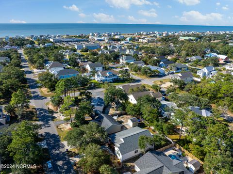 A home in Oak Island