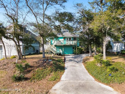 A home in Oak Island