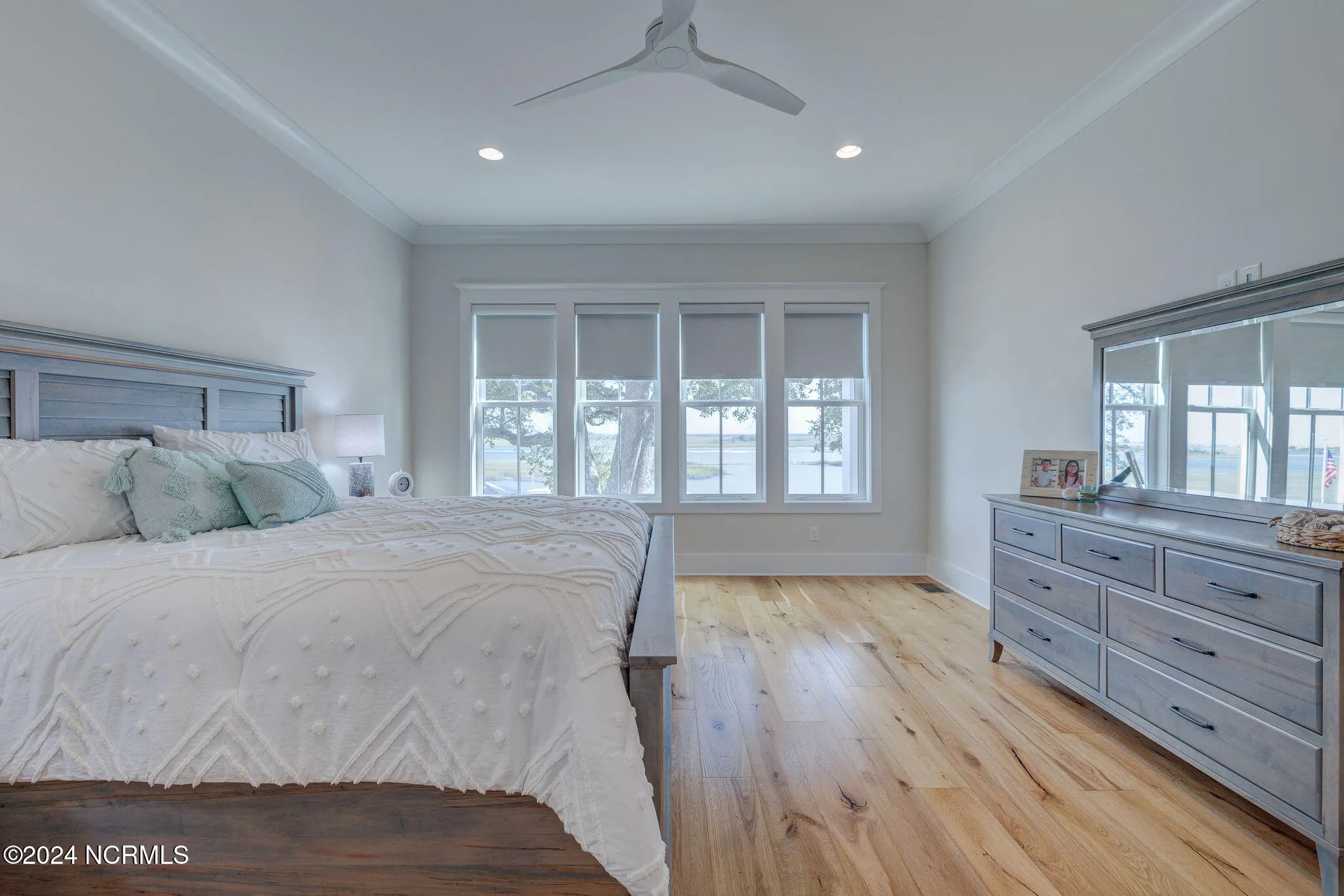 Hampstead, North Carolina 28443, United States, 5 Bedrooms Bedrooms, ,4 BathroomsBathrooms,Residential,Active,38677