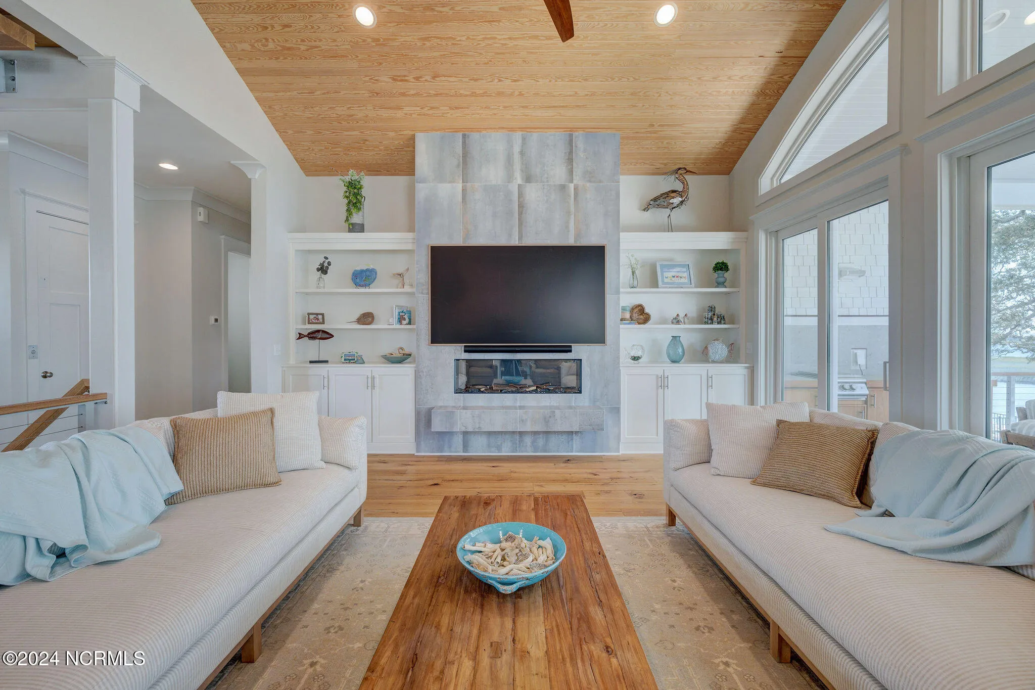 Hampstead, North Carolina 28443, United States, 5 Bedrooms Bedrooms, ,4 BathroomsBathrooms,Residential,Active,38677