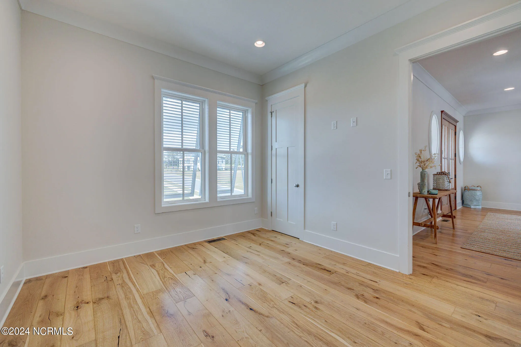 Hampstead, North Carolina 28443, United States, 5 Bedrooms Bedrooms, ,4 BathroomsBathrooms,Residential,Active,38677