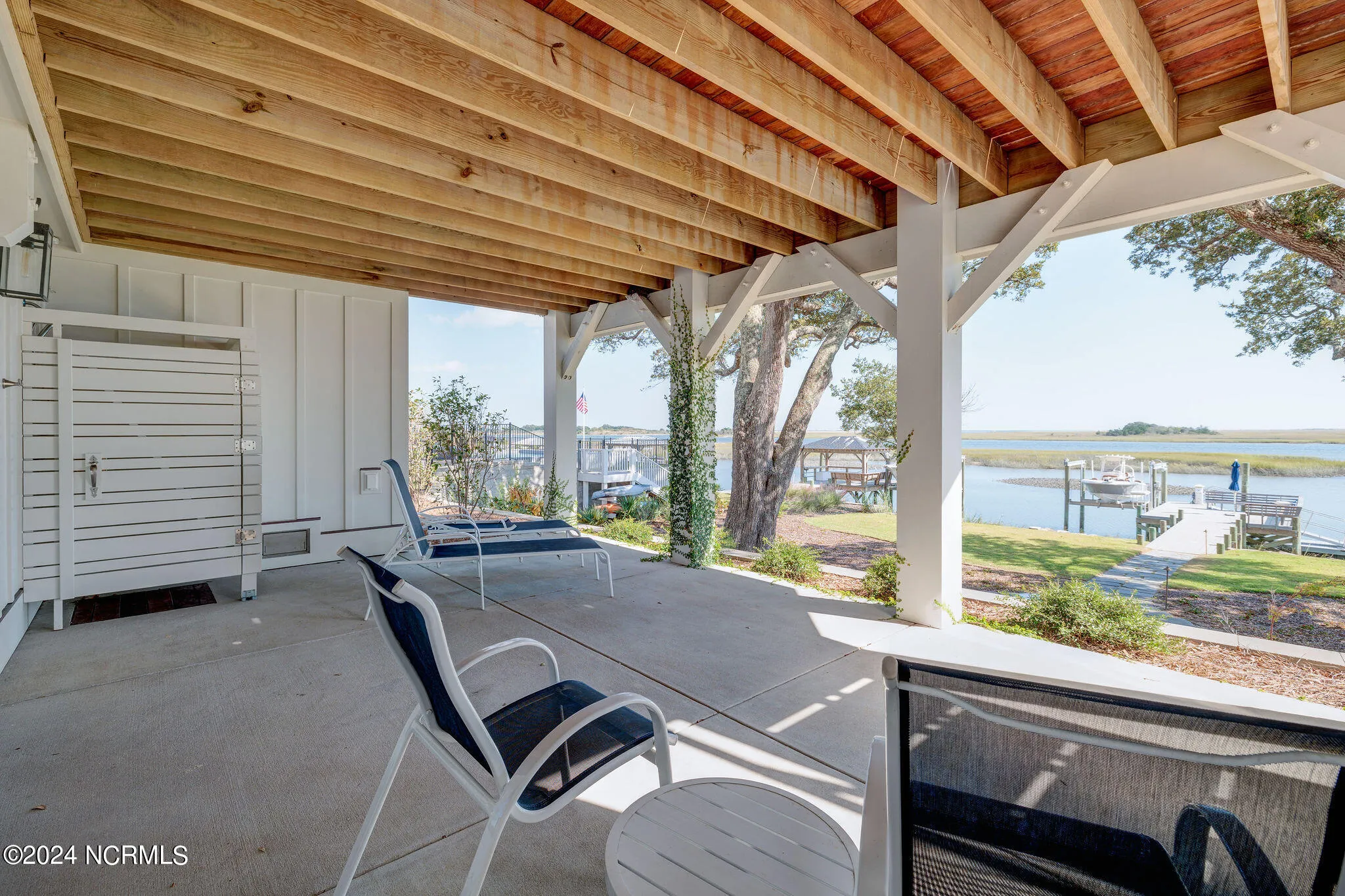 Hampstead, North Carolina 28443, United States, 5 Bedrooms Bedrooms, ,4 BathroomsBathrooms,Residential,Active,38677