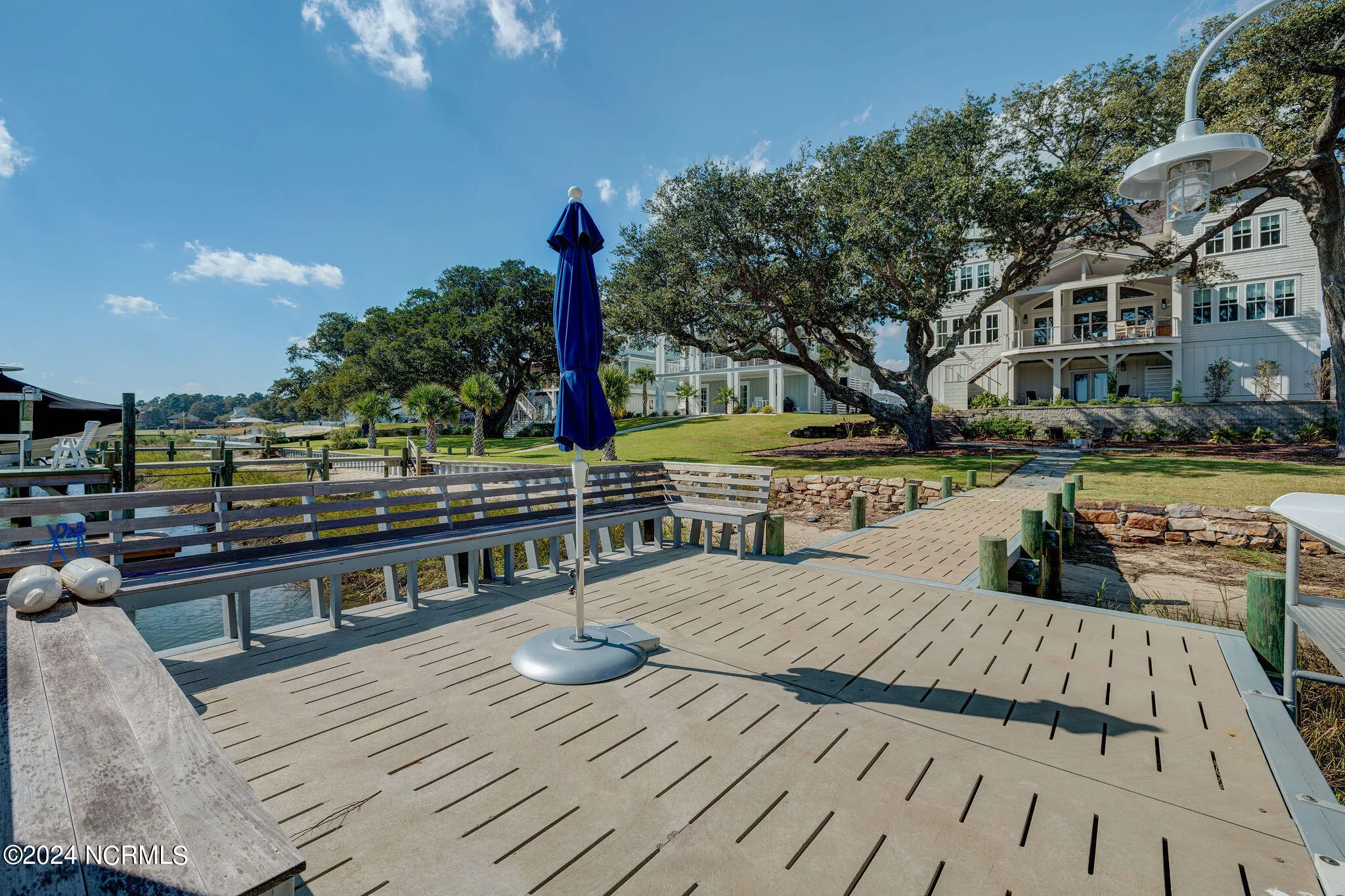 Hampstead, North Carolina 28443, United States, 5 Bedrooms Bedrooms, ,4 BathroomsBathrooms,Residential,Active,38677