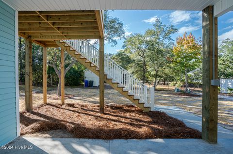 A home in Oak Island