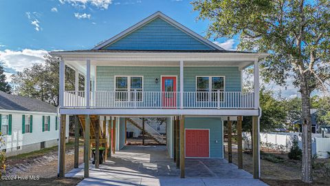 A home in Oak Island