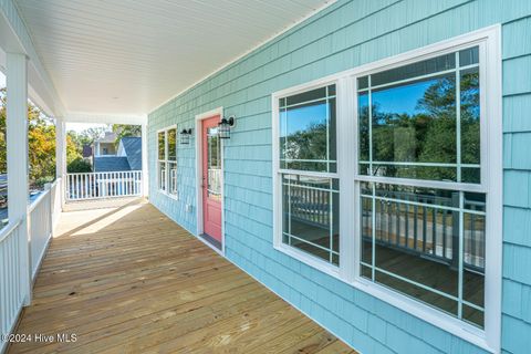 A home in Oak Island