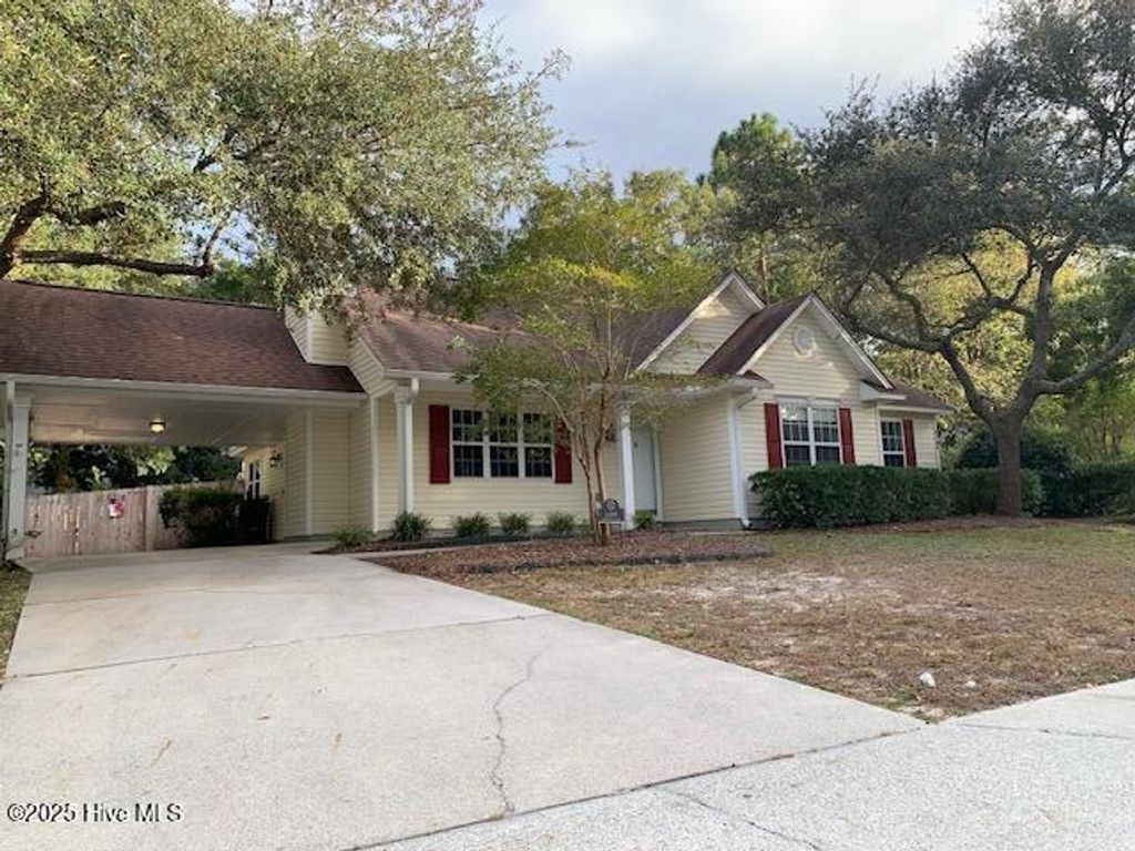 Photo of 6309 Iverstone Court, Wilmington, NC 28409 (MLS # 100535472)