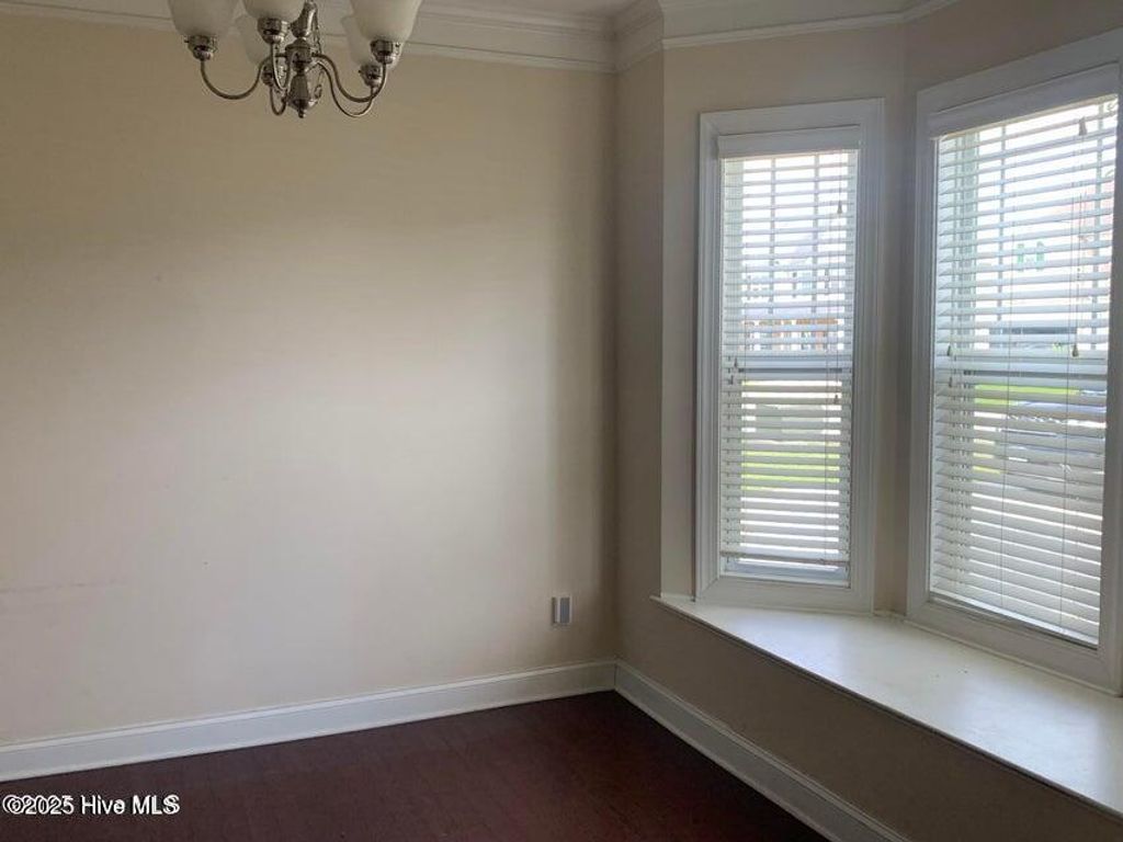 Photo of 509 Louvre Lane, Jacksonville, NC 28546 (MLS # 100534199)