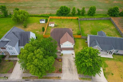 Single Family Residence in Elizabeth City NC 2117 Aydlett Drive 38.jpg