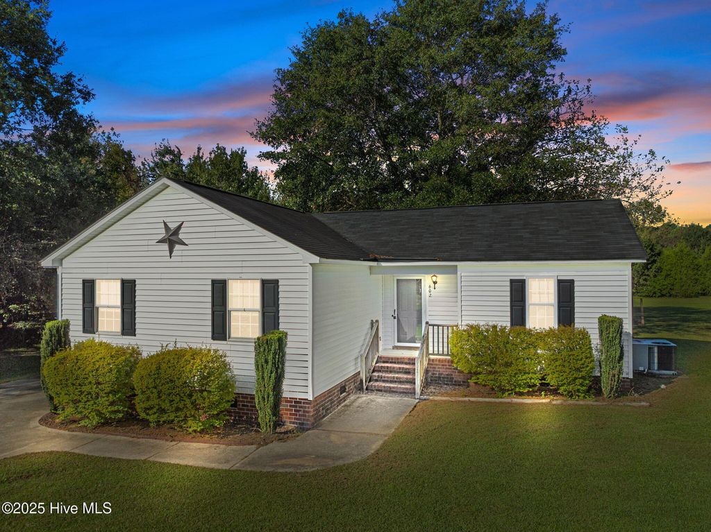 Photo of 602 Eagles Nest Road, Grimesland, NC 27837 (MLS # 100534847)