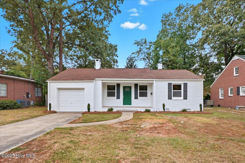 Photo of 1506 Maple Street, Goldsboro, NC 27530 (MLS # 100535791)
