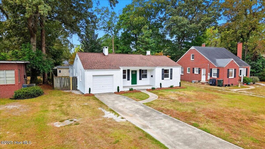 Photo of 1506 Maple Street, Goldsboro, NC 27530 (MLS # 100535791)