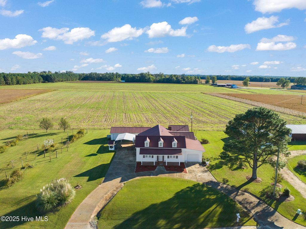 Photo of 401 Allens Crossroads Road, Four Oaks, NC 27524 (MLS # 100537597)