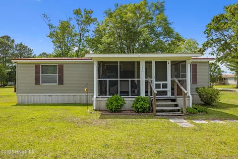 103 Cricket Lane, Newport, NC 28570 - #: 100509076