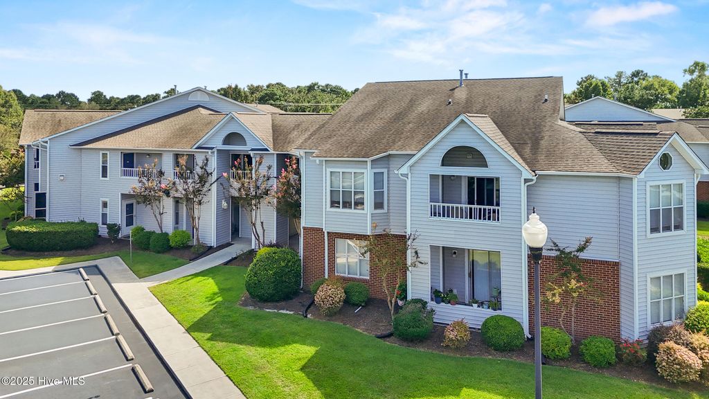 Photo of 4166 Breezewood Drive #Apt 103, Wilmington, NC 28412 (MLS # 100528795)