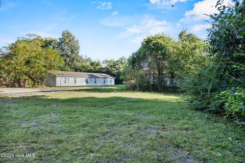 Tiny photo for 431 Evans Street, Wilmington, NC 28403 (MLS # 100535924)