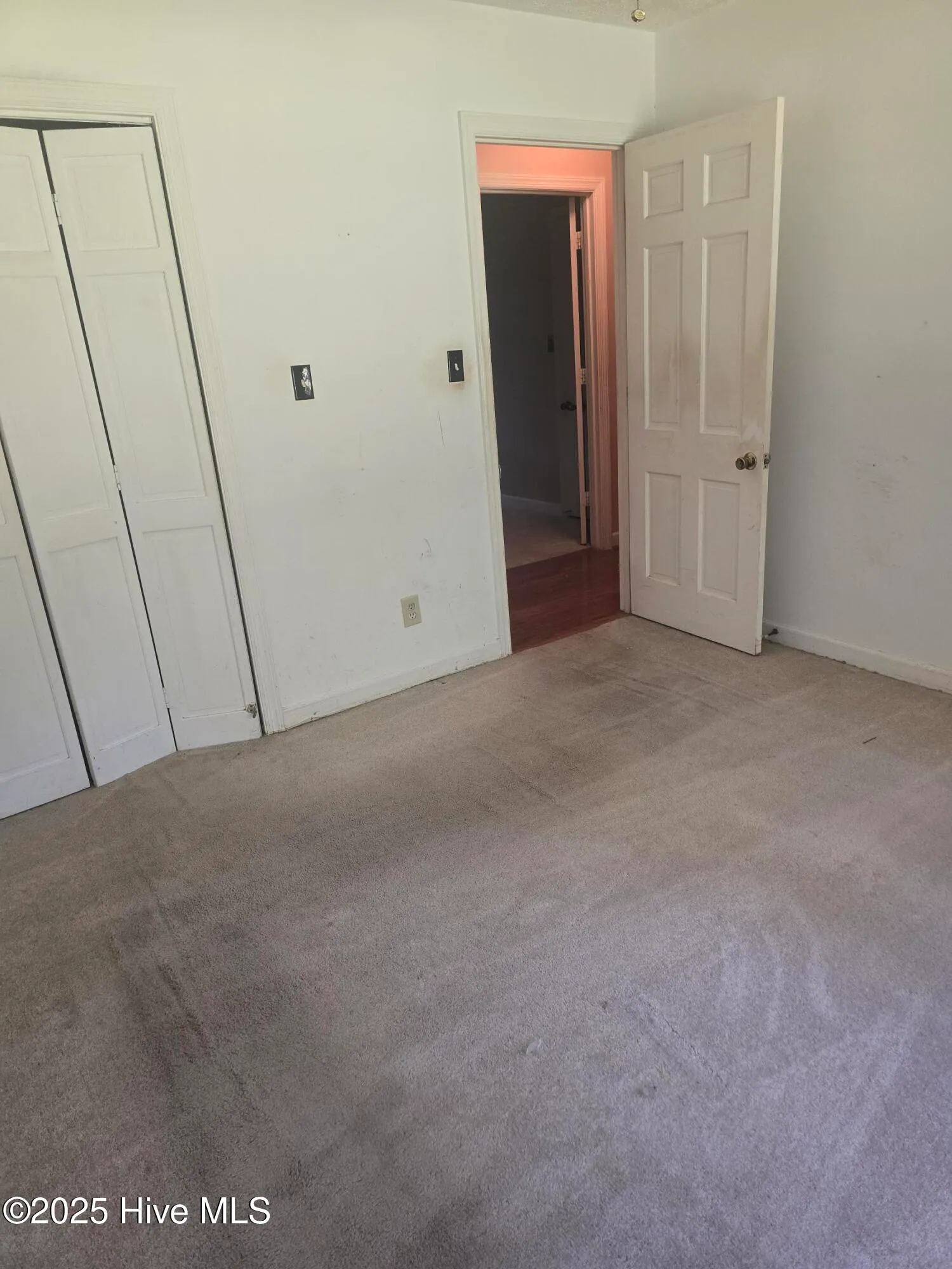 Southern Pines, North Carolina 28387, United States, 3 Bedrooms Bedrooms, ,2 BathroomsBathrooms,Residential,Active,210911