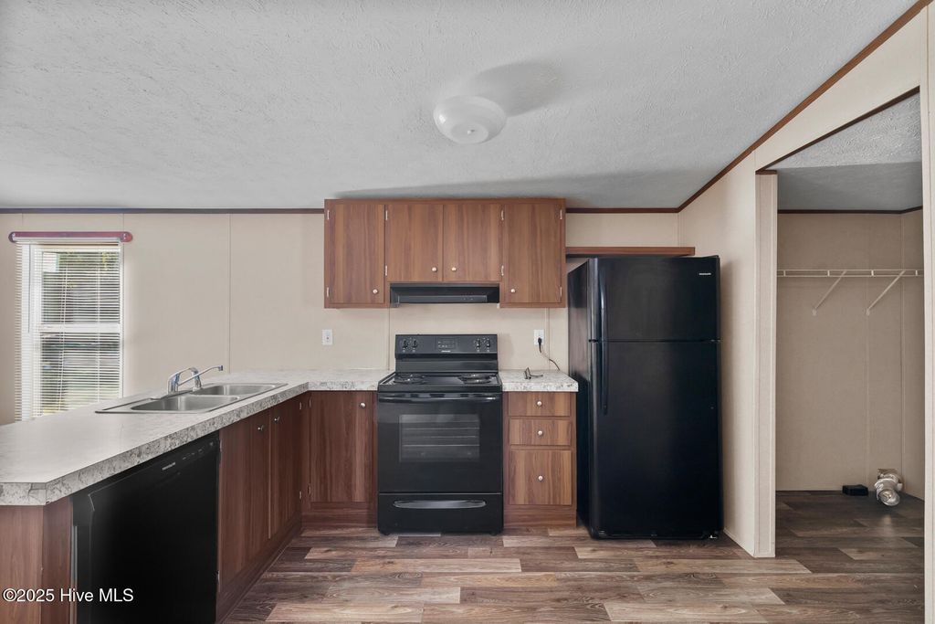 Photo of 207 Patrick Alan Lane, Jacksonville, NC 28540 (MLS # 100533118)