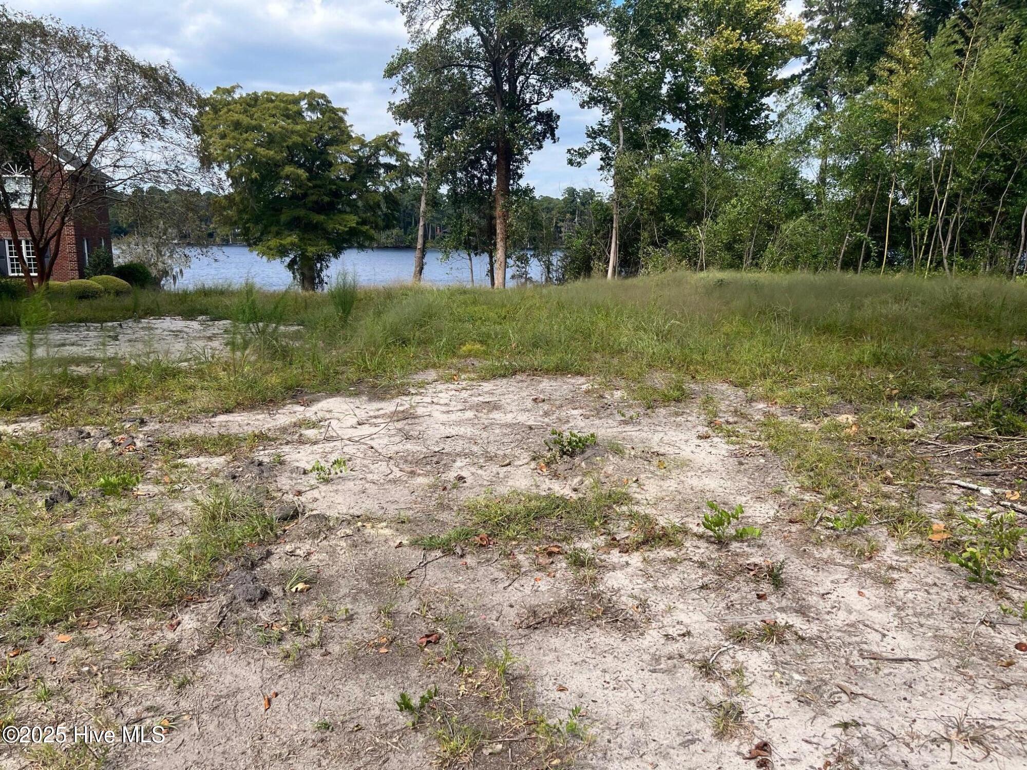 2321-B Chinquapin Road