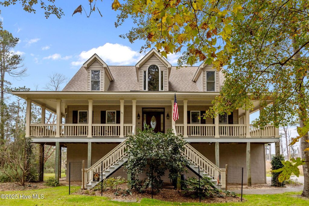 Photo of 204 Tupelo Lane, Washington, NC 27889 (MLS # 100542198)