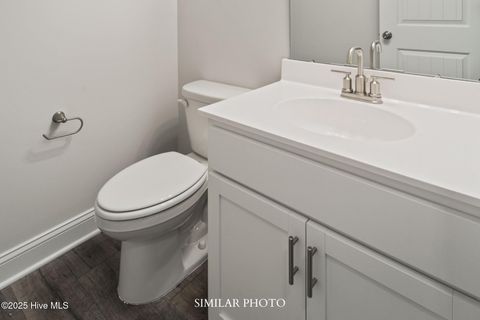 Tiny photo for 1894 Olde Towne Pointe Boulevard, Jacksonville, NC 28546 (MLS # 100538457)